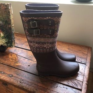 Ugg Rain/ Snow Boots NEVER WORN